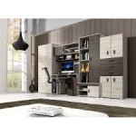 Sekcija Nelly su rašomuoju stalu